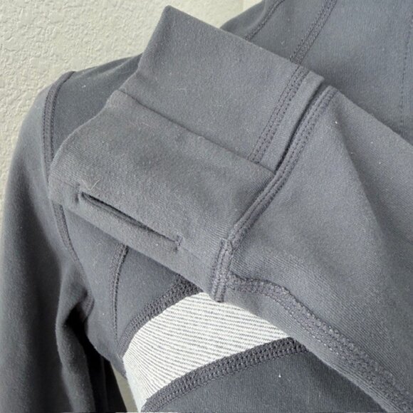 LULULEMON Define Full Zip Jacket Coal Gray Wee Stripe Sz 6 - Picture 11 of 12